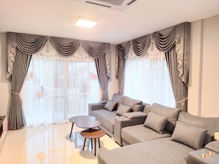 Clasik Curtain luks elegant